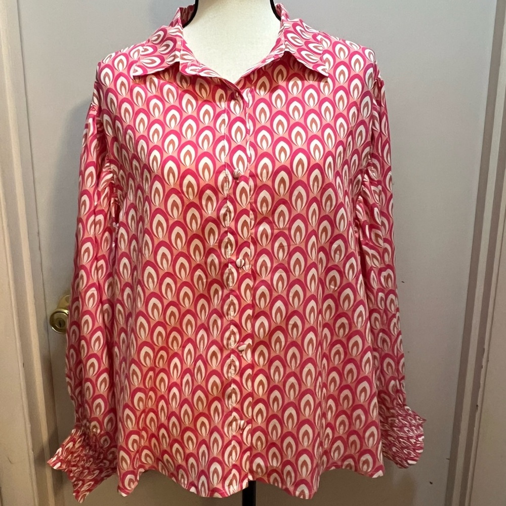 EE:Some Retro Design Long Sleeve Blouse - Size Large